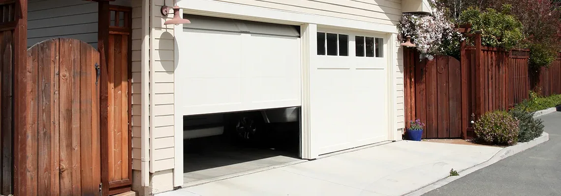 Repair Garage Door Won't Close Light Blinks in Chicago, Illinois