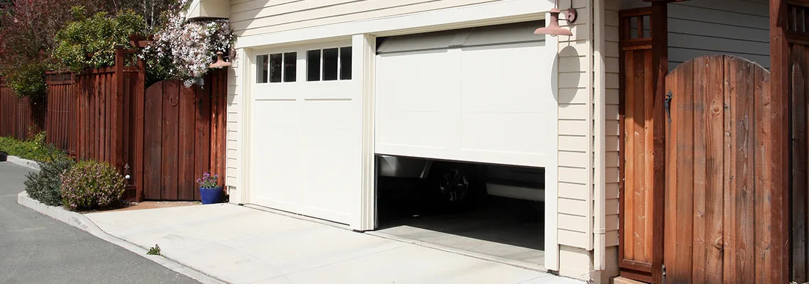 Garage Door Chain Won't Move in Chicago, Illinois